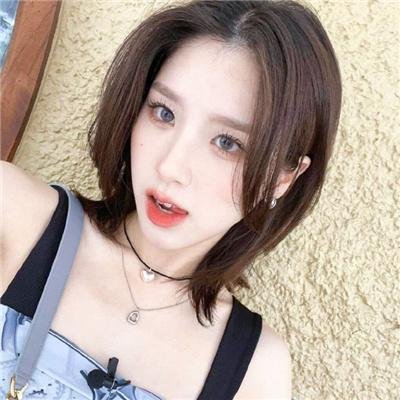 阳光下的影子